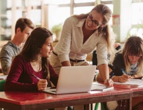 Compensi per docenti tutor e orientatori nell’a.s. 2025/26, il decreto ministeriale e le risorse alle scuole